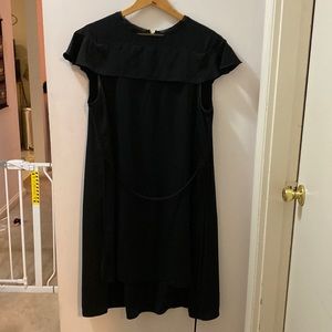 Short sleeve black dress